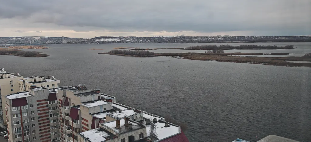 Красивая квартира с видом на реку