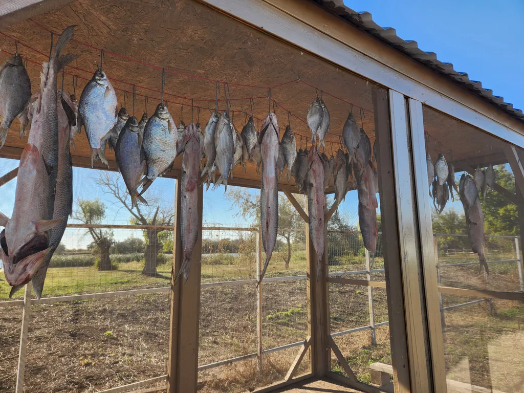 Коттедж у реки