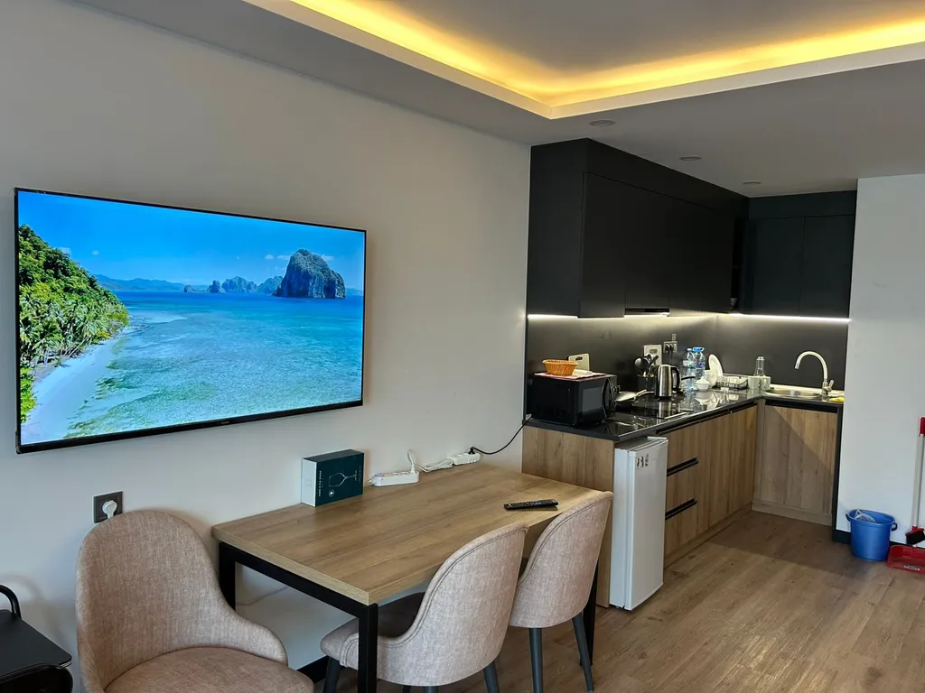 Апартаменты на самом берегу моря в жк Batumi View