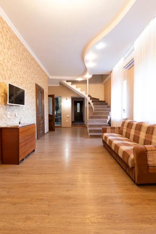 4-комнатный Дом