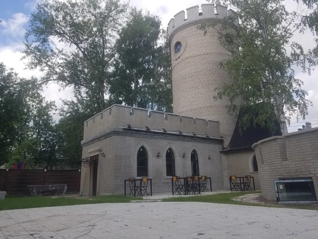Коттедж Рыцарский замок в Петербурге — аренда посуточно в Санкт-Петербург