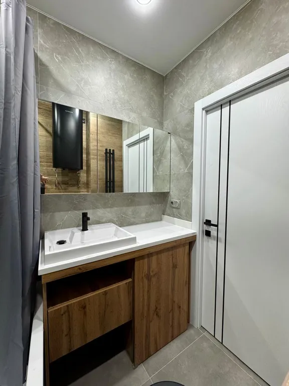 Уютная студия на берегу реки