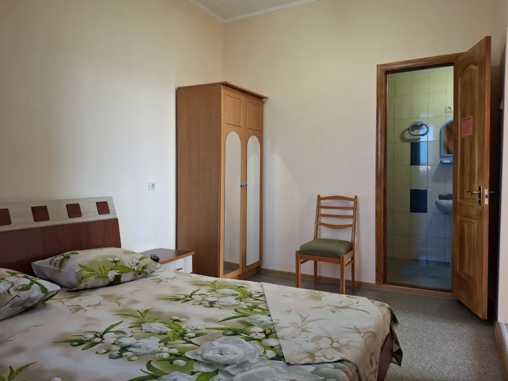 Две комнаты два санузла