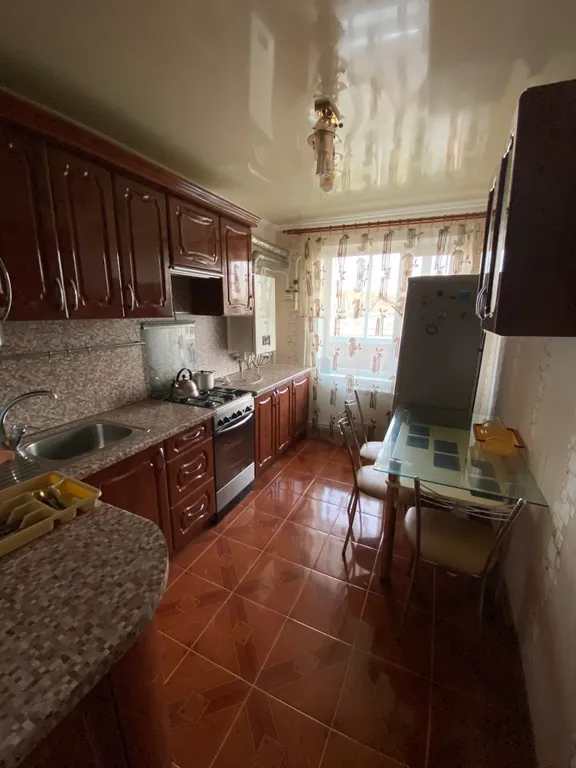 Квартира в центре поселка Кантемировка