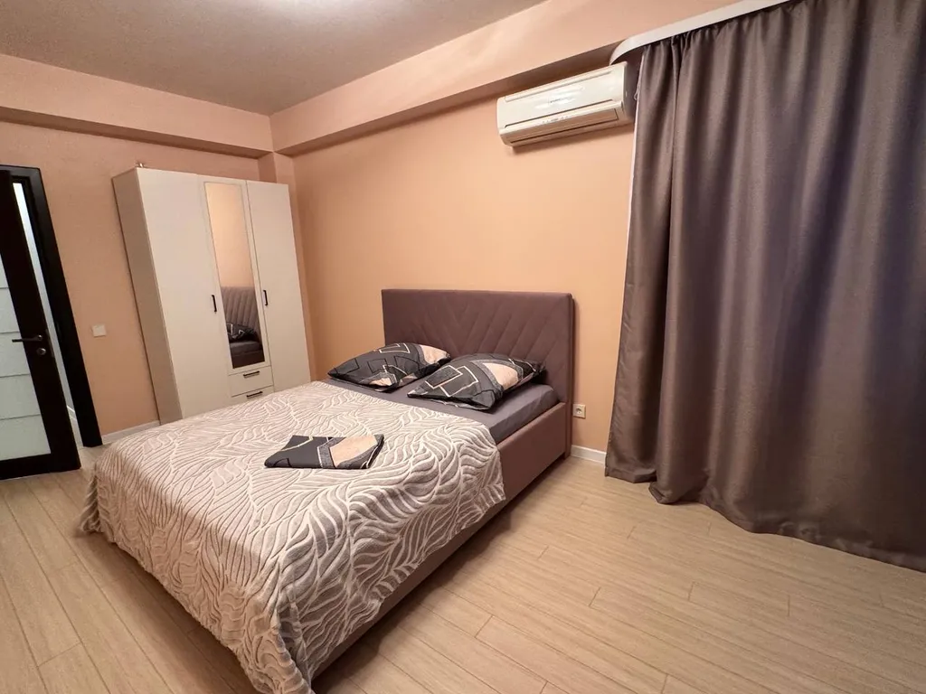 3 комнатная квартира на Светлане, морской порт, Дендрарий, набережная