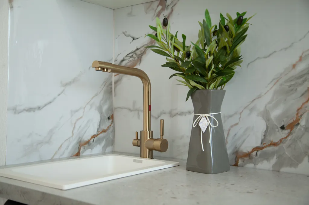 Студия с дизайнерским ремонтом