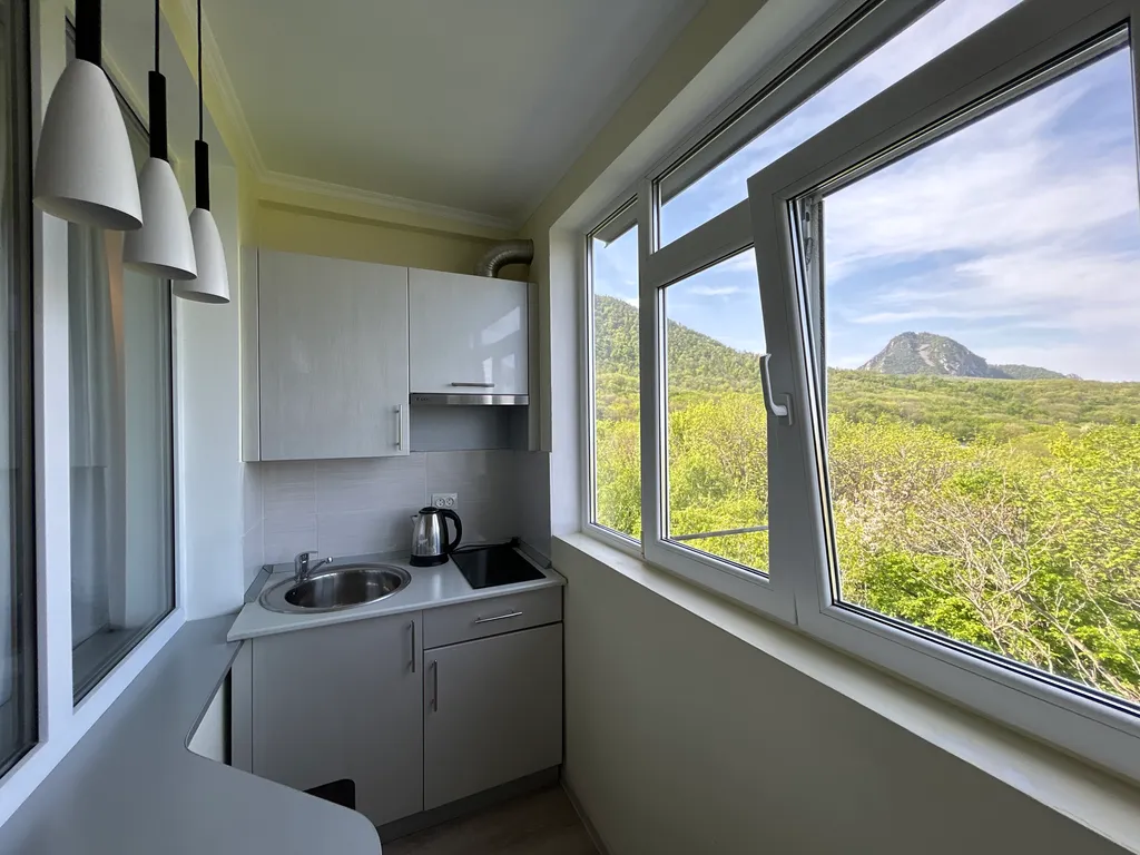 Квартира с видом на горы