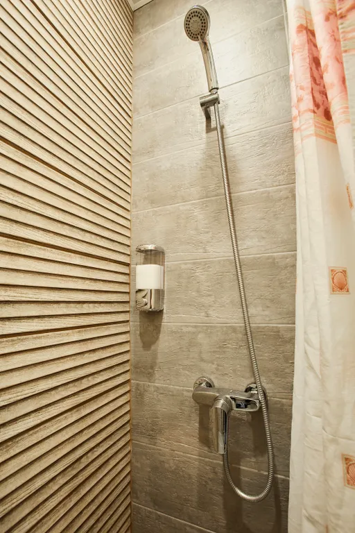 Чистый и комфортный гостевой дом с хорошим ремонтом и парковкой