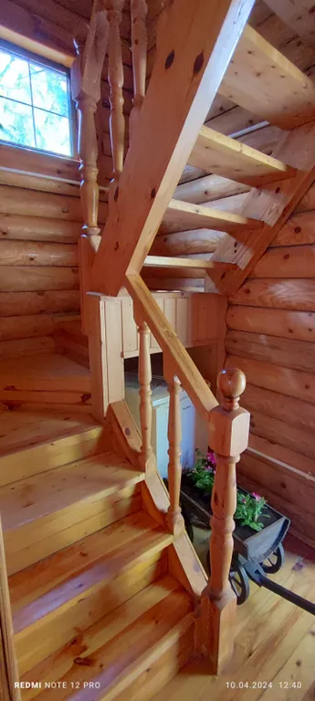 Сруб у моря