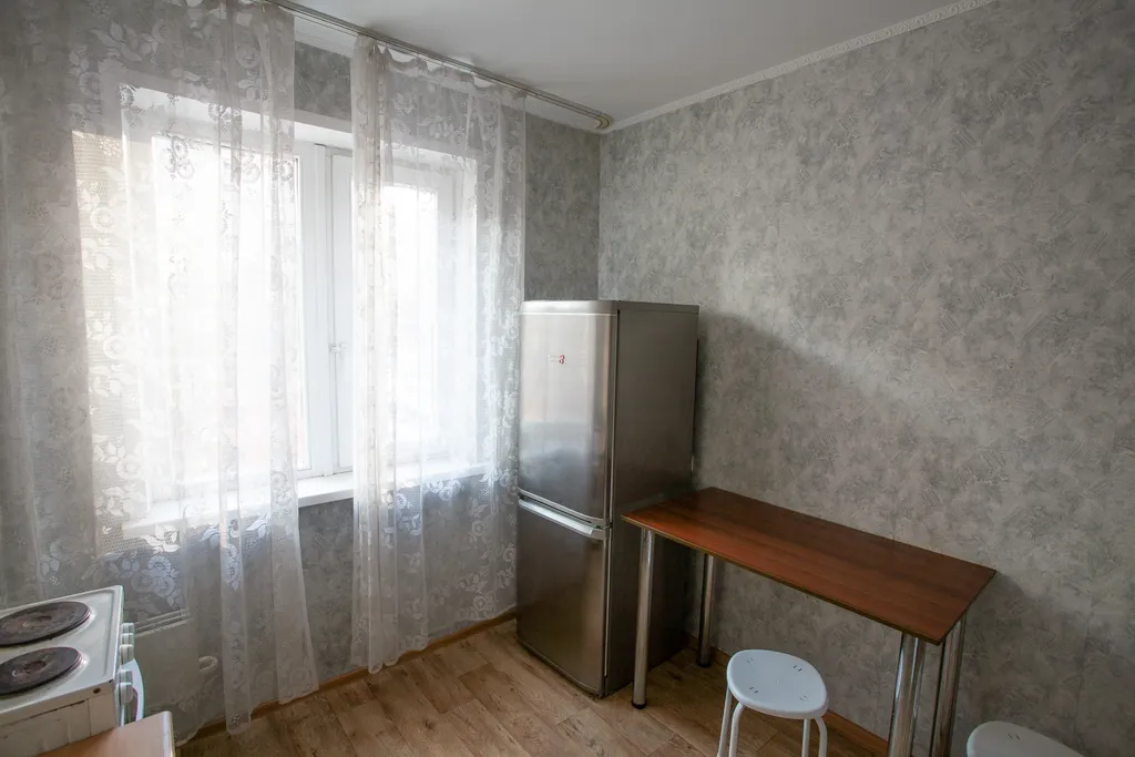 Двухкомнатная возле ТРЦ Планета