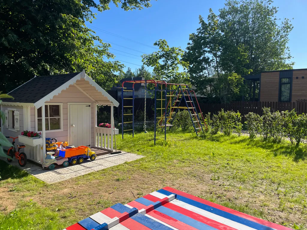 Коттедж Комфортный дом рядом с заливом — Лебяжье