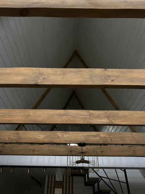 Дом у реки Гранд шалаш