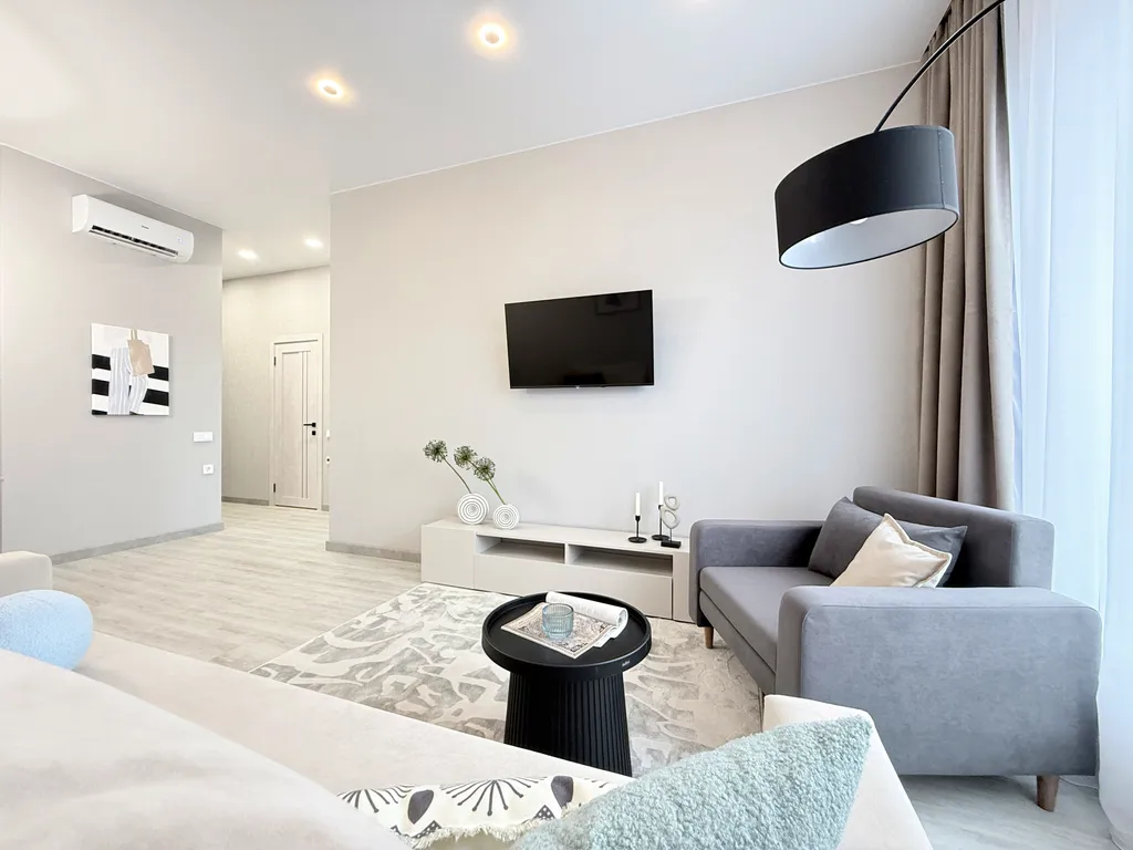 Квартира для семьи в жк с колоннадой и фонтанами