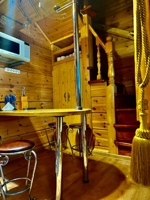 Коттедж Благоустроенный дом для двоих на берегу озера Селигер — Заборки