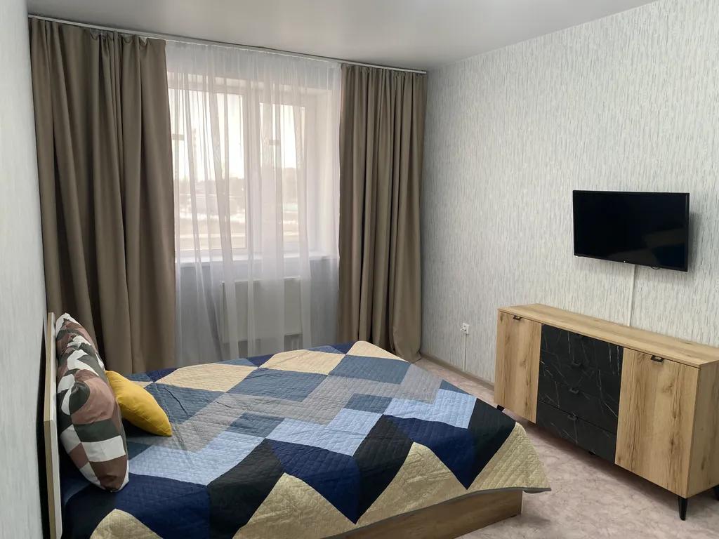 Светлая уютная теплонефть рядом