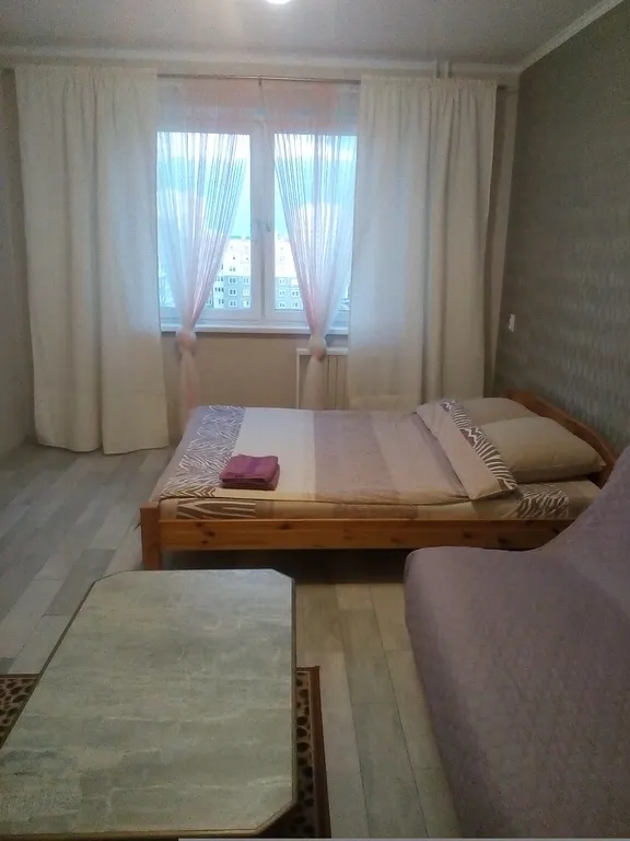 Уютная квартира не далеко от центра города (спальный район)