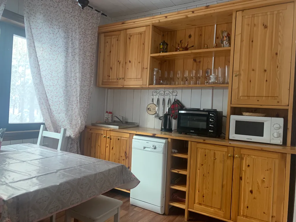 Коттедж Коттедж в Карелии с тремя спальнями — Нурмойла