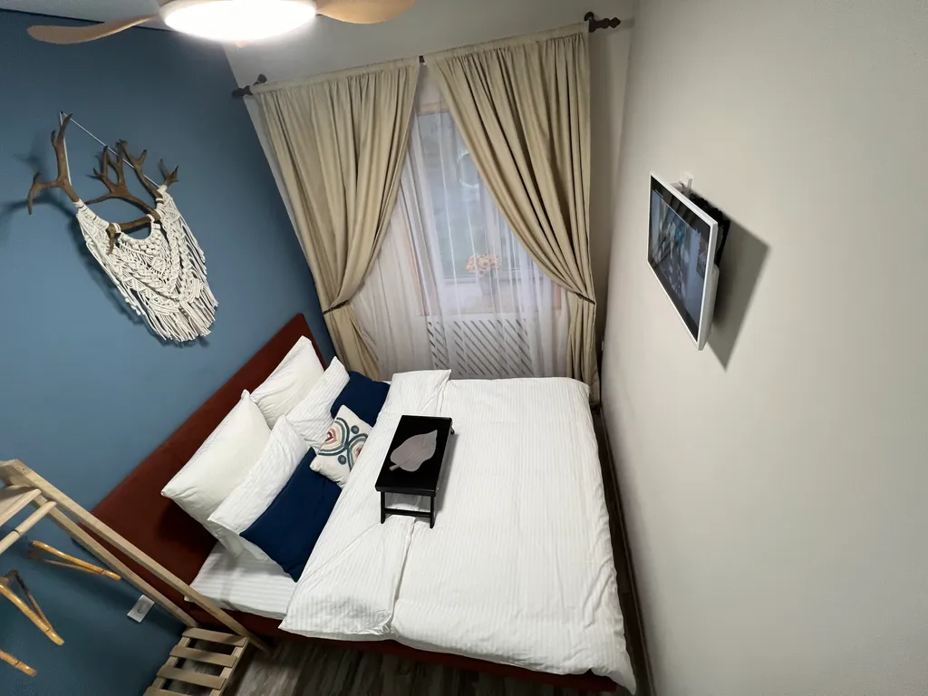 Дизайнерская квартира у набережной