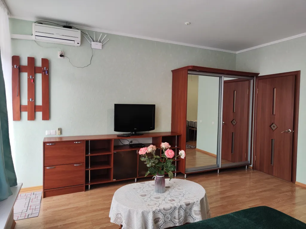 Апартаменты - студия Как Дома