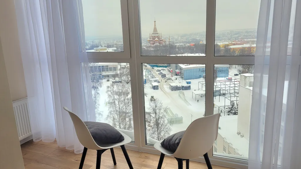 Премиум-квартира в центре Ижевска с панорамным видом на пруд и собор — аренда посуточно в Ижевск