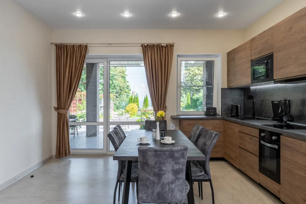 Дом с видом на залив на 1 линии