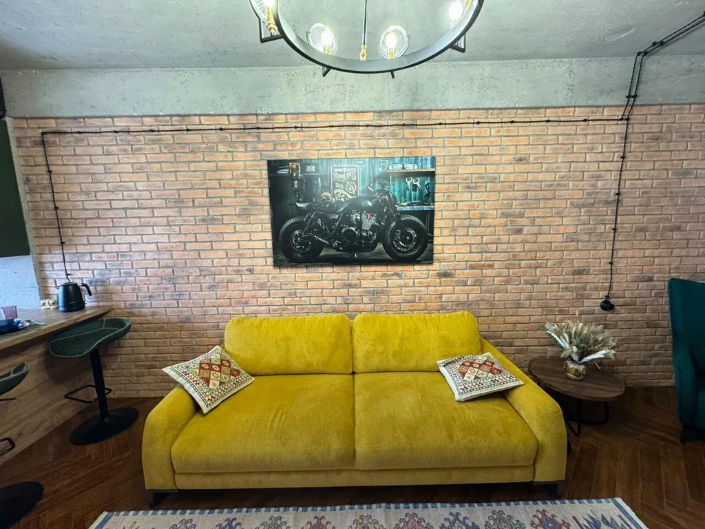 Шикарная квартира в лофт стиле, недалеко от моря со всеми удобствами