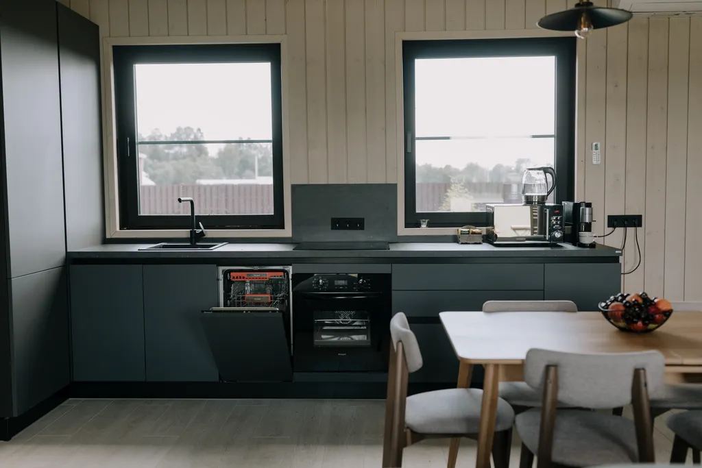 Коттедж Дом у Озера с панорамным видом, баней и чаном — Осташёво