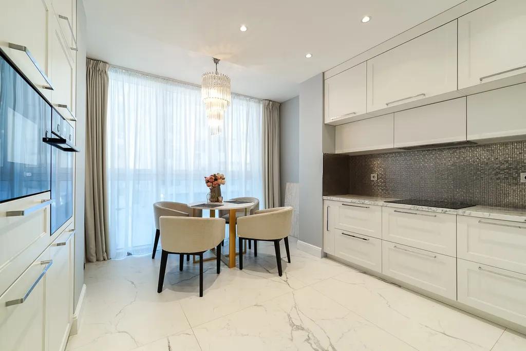 Дизайнерская 3-комнатная квартира в престижном районе Маяк Минска