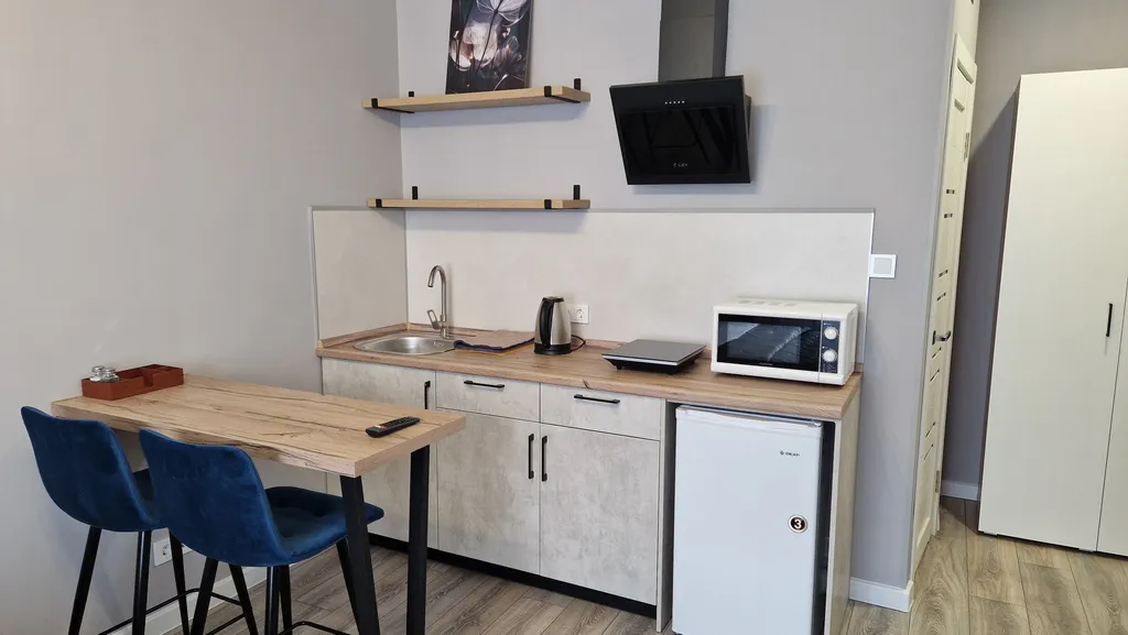 Новая студия в центре возле Морского вокзала и Корабельной набережной