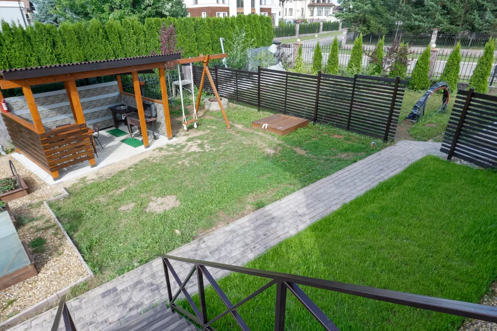 Дом у озера