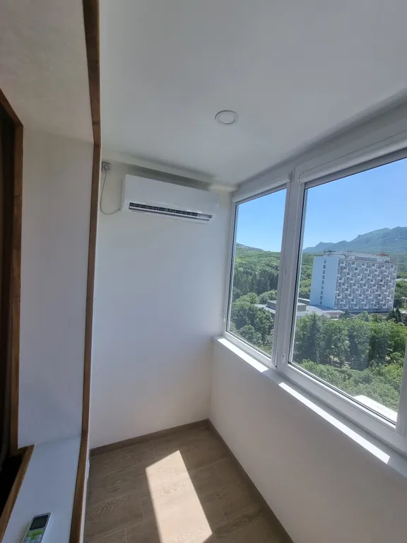 Шикарная трёшка с видом на горы и город