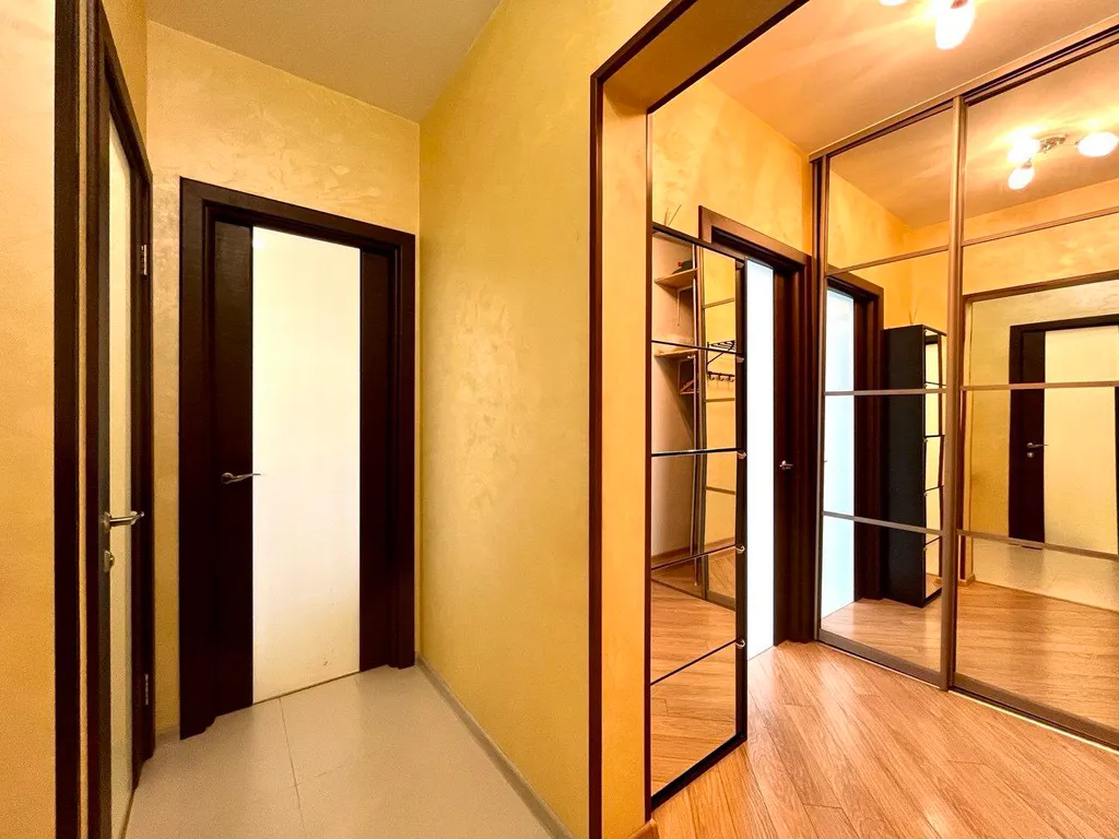 Шикарная квартира с кондиционером и просторной лоджией