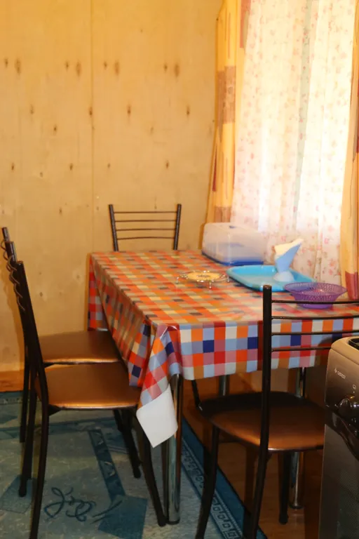 Удобный дом на самом берегу озера Вселуг