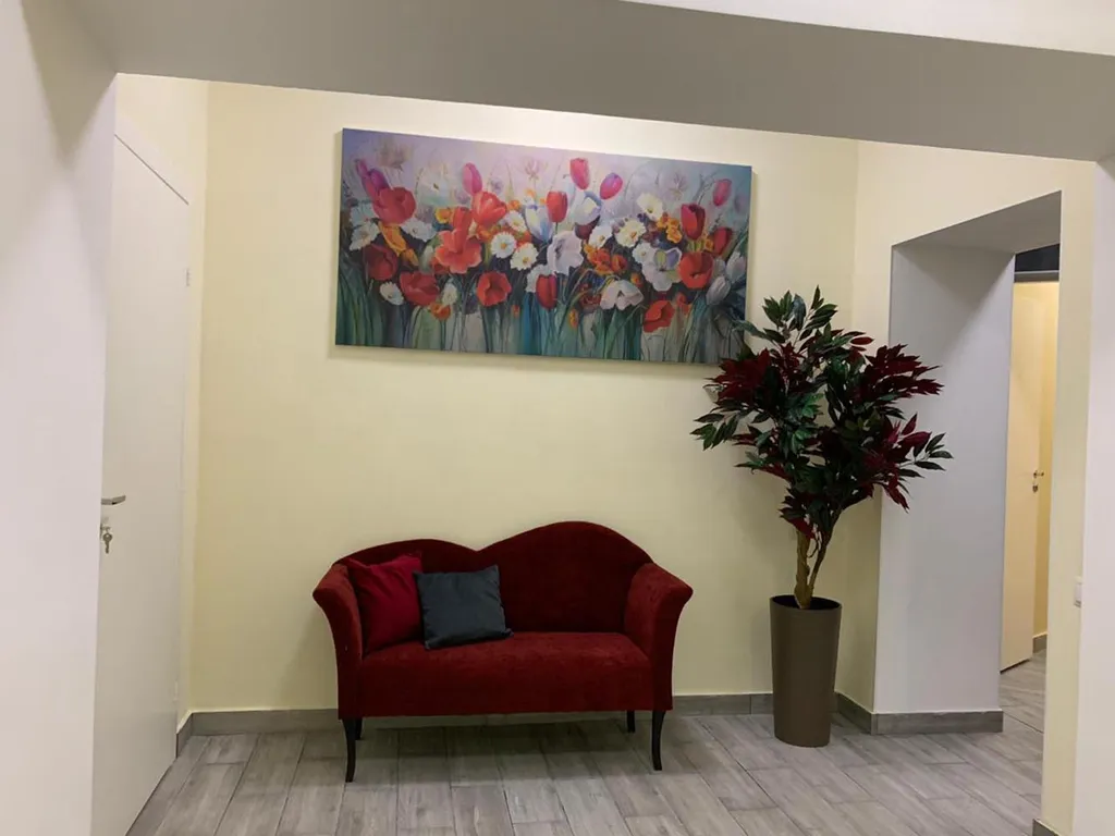 Белоснежная веранда и усадьба