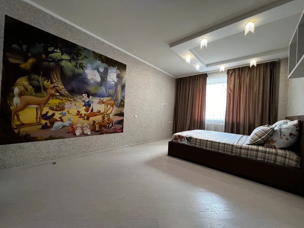 Квартира Квартира Огромная двушка с дизайнерским ремонтом — Свердловский