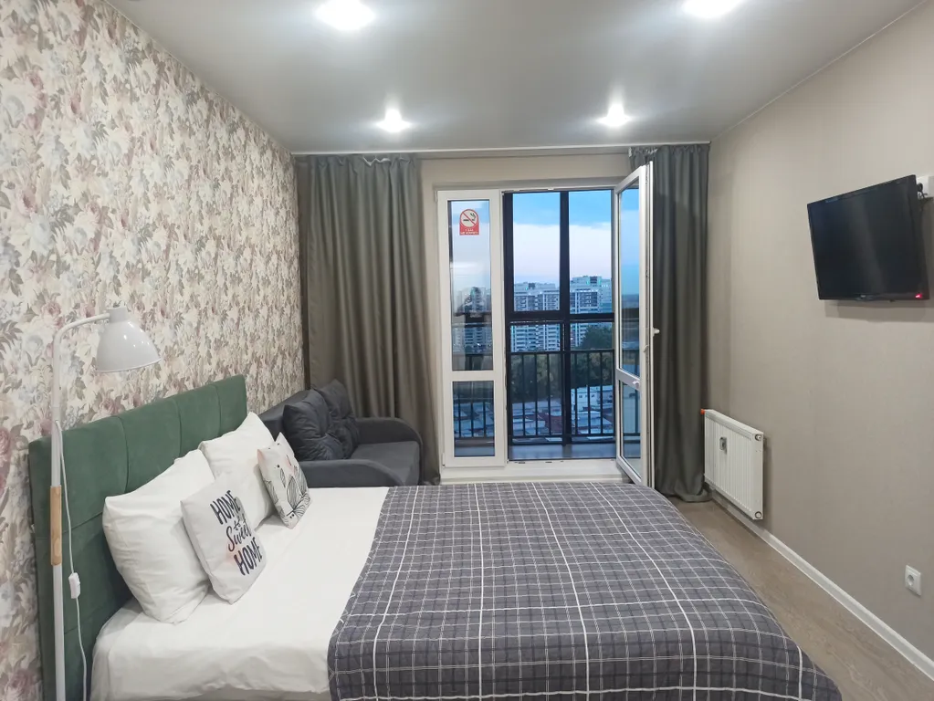 Квартира Романтичная студия в центре Ижевска — аренда посуточно в Ижевск