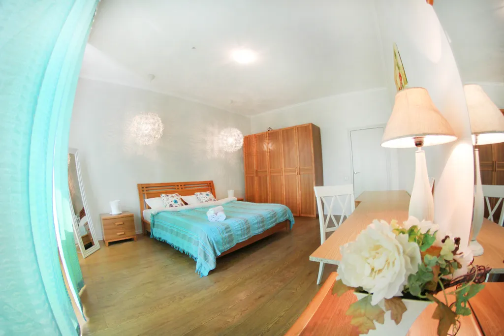 Двухкомнатная квартира рядом с ТРЦ Мега и Атакентом — аренда посуточно в Алматы