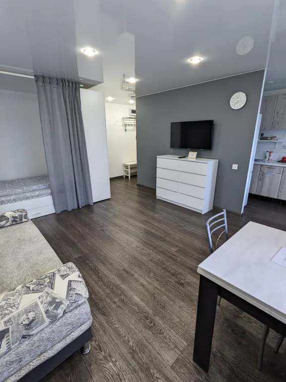 Комфортная студия для двоих рядом с парком победы