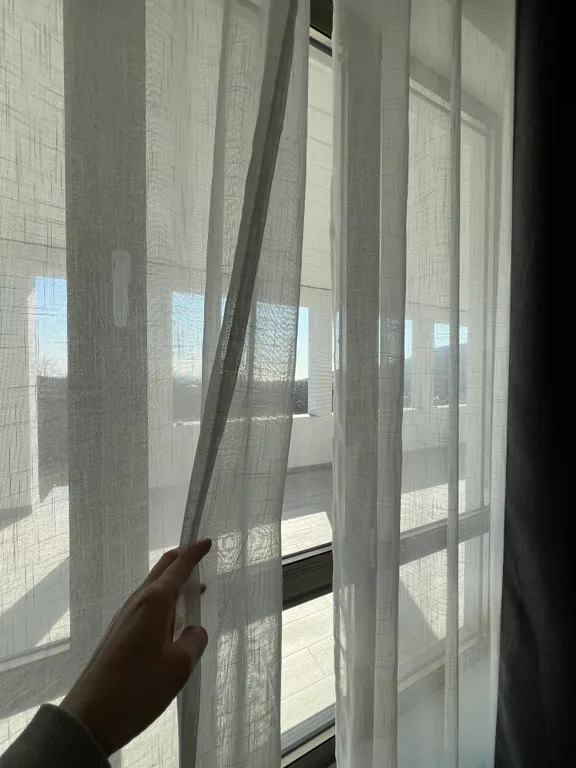 Дом с бассейном и с видом на море и горы