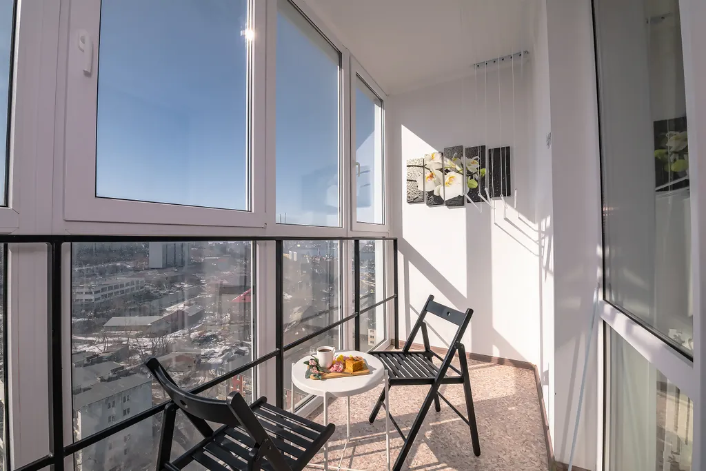 Светлая и уютная квартира в новом доме рядом с Калина молл