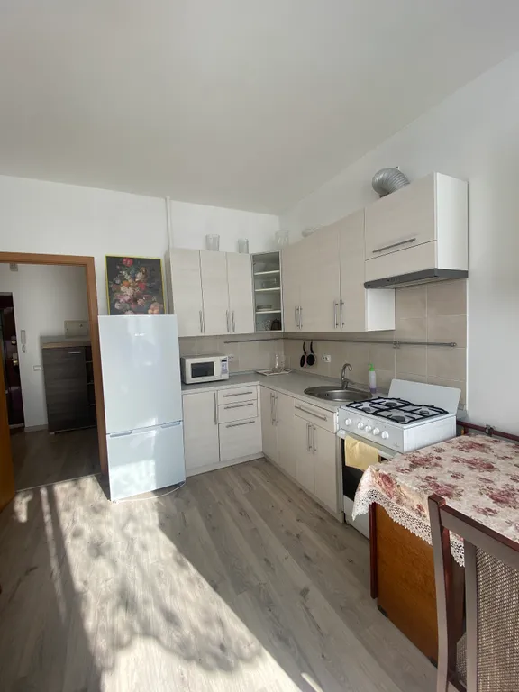 Светлая, уютная квартира в 10 минутах от моря