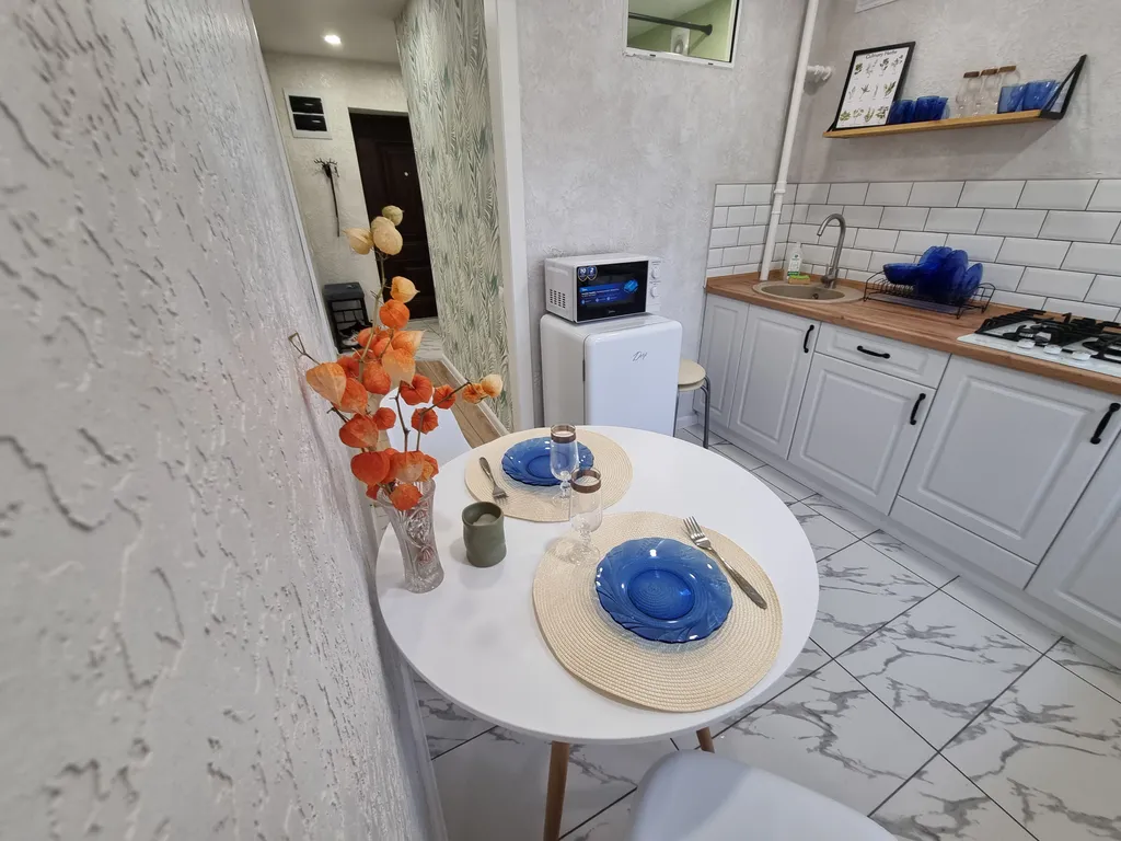 Уютная светлая квартира рядом с Дворцом спорта и Филармонией