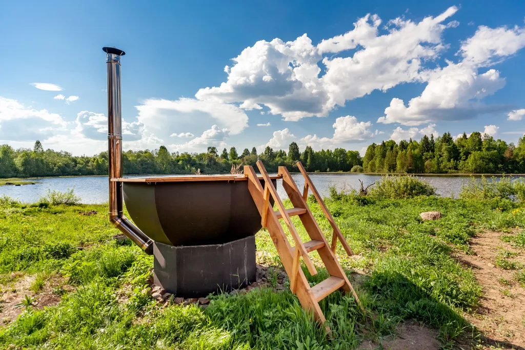 Домик на двоих с панорамным окном