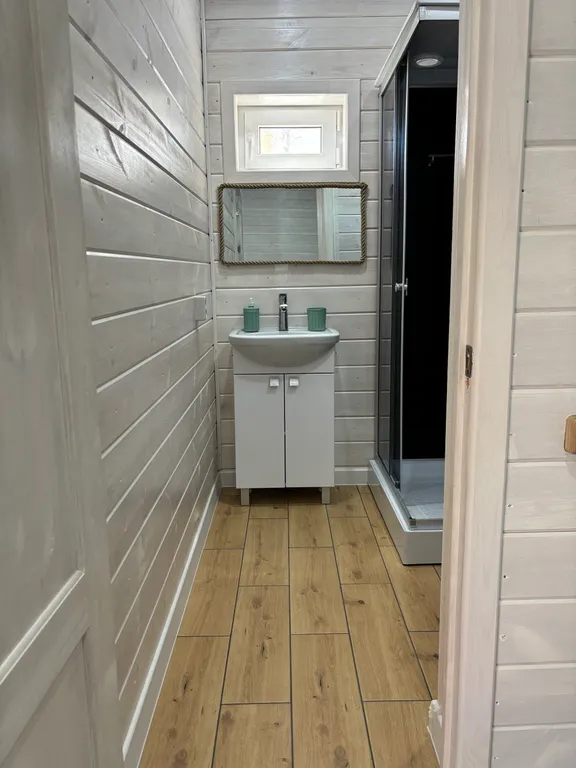 Домик в пешей доступности от моря со своей территорией