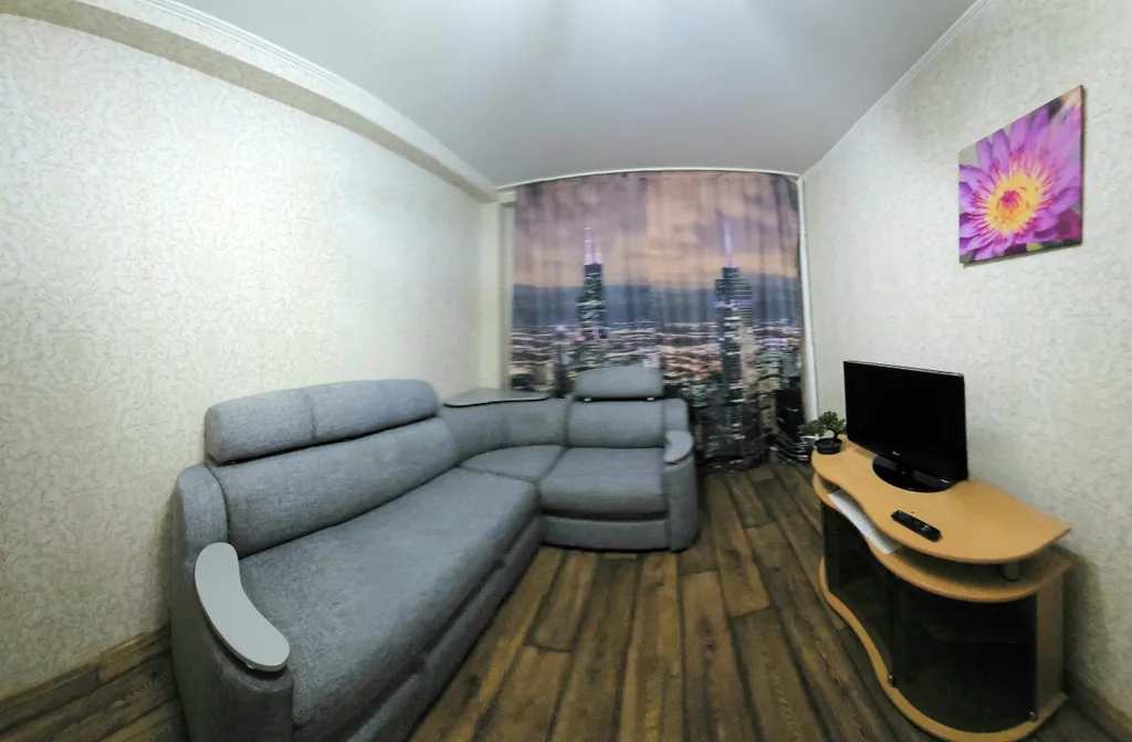 Уютная 2-комнатная квартира рядом с Титаном, ТЦ Союз, СурГУ, Перинатальным центром — аренда посуточно в Сургут