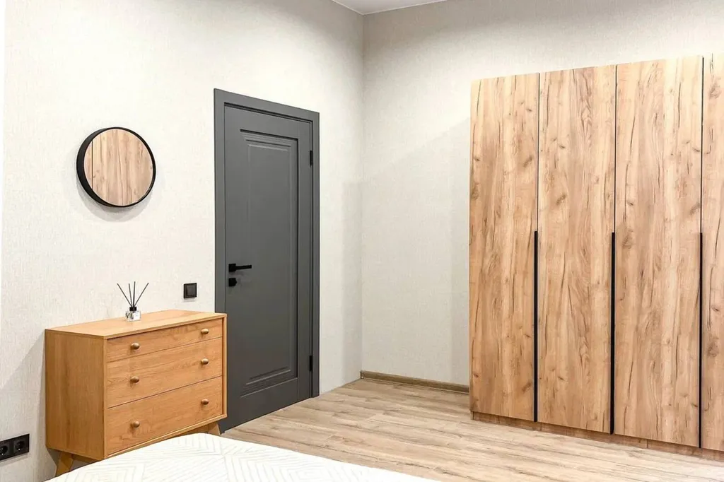 Новый коттедж в хорошей локации Адлера с бассейном, 4 спальнями с с/у