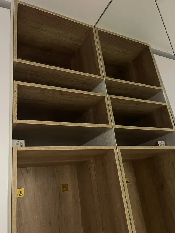 Уютная студия у озера с видом на лес