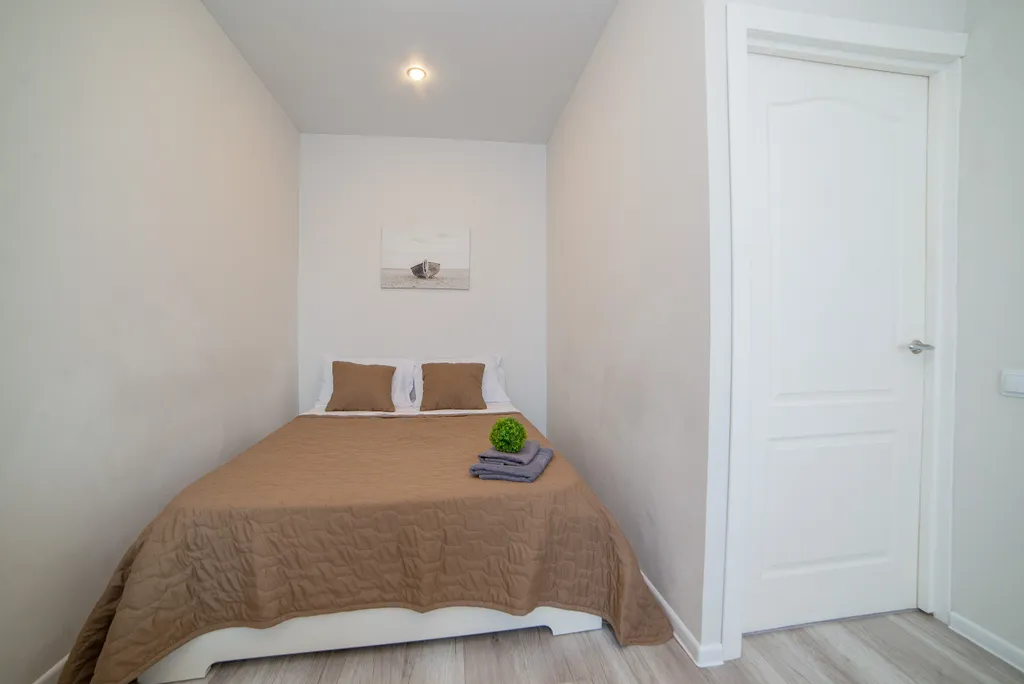 Евро 2К около метро Уральская для 5и гостей