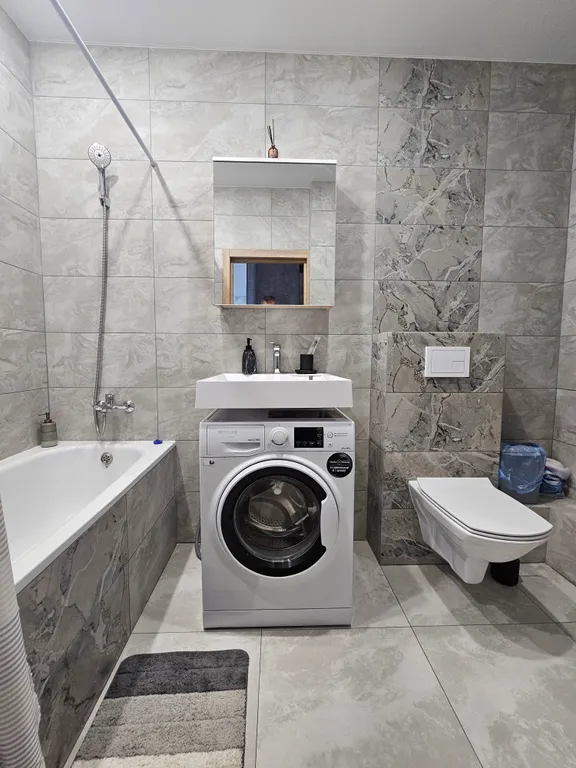 Апартаменты в ЖК Аквамарин с красивым видом из окна