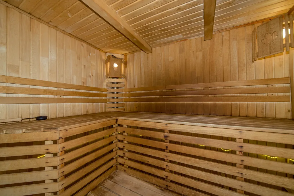 Дом в чистом дереве